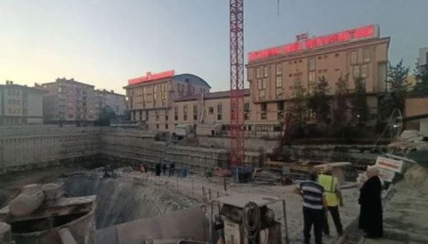 İstanbul’da duvarında çatlaklar oluşan Arel Üniversitesi binası boşaltıldı