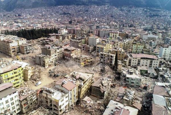 Mimarlar Odası raporu: Risk durumu bilinmeyen milyonlarca konut imar affından yararlandı