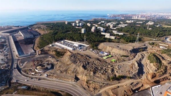 Hatay Büyükşehir Belediye Başkanı Savaş, kenti talan eden Tosyalı ailesine isyan etti