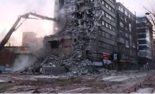 Elazığ da deprem bölgesi ilan edildi