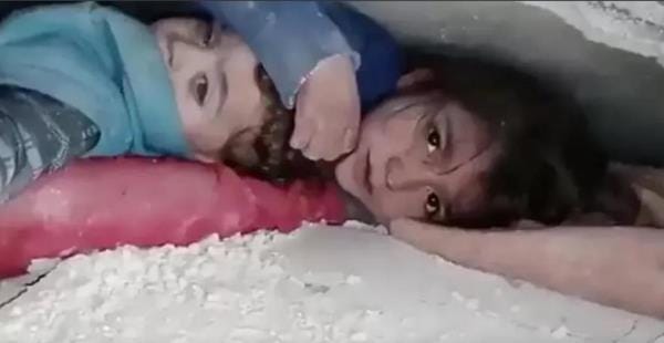 Deprem Acıları: TAVAN NERE GİTTİ ANNE?/ Süleyman BOZ