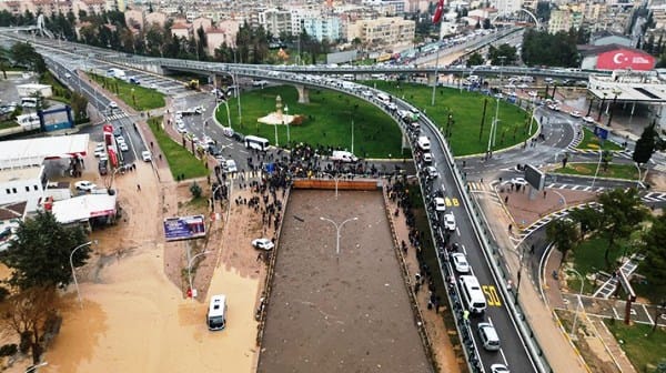 Deprem bölgesinde sel felaketi: Can kaybı 15’e yükseldi