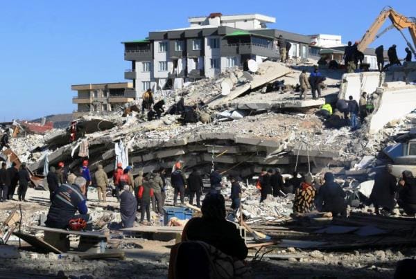 CHP: Deprem Türkiye’ye 126,3 milyar dolarlık fatura çıkardı