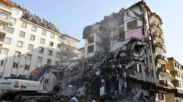 BirGün deprem bölgesinden bildiriyor: Asbest riski artıyor