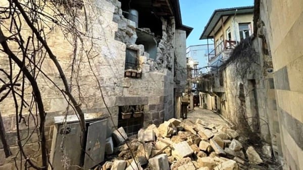 Restorasyon eski faturayla yapılmış