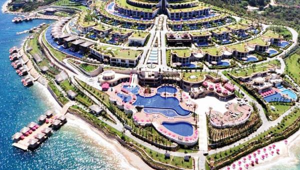 Skandallar oteli ormanı yutacak