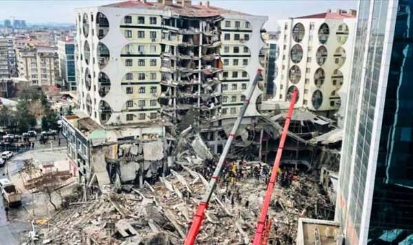 137 kişiye mezar olmuştu: Kahramanmaraş depreminde yıkılan iki bina hem ruhsatsız hem projesiz!