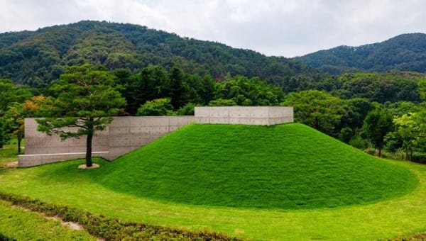 TADAO ANDO’DAN MEDİTASYON MEKANI…