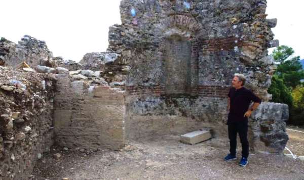 Arkeologları heyecanlandıran keşif: Kaunos Antik Kenti’nde türbe kalıntılarına rastlandı