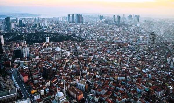 İstanbul’u bekleyen tehlike! Prof. Dr. Naci Görür depremde en fazla etkilenecek ilçeleri açıkladı