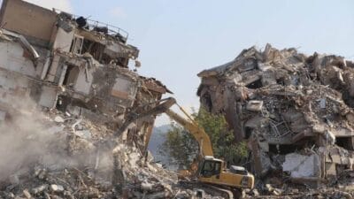 İMO birinci yıl raporunu paylaştı: Konutların sadece yüzde sekizi bitti