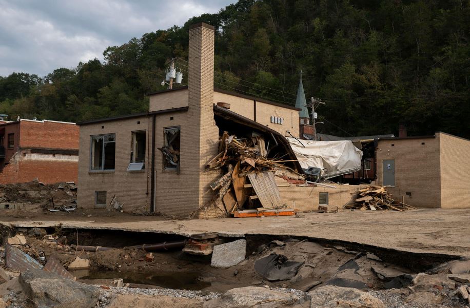 Carolina ve Tennessee’deki mimarlar, sanatçılar Helene Kasırgası’ndan sonra nasıl konumlanıyor?