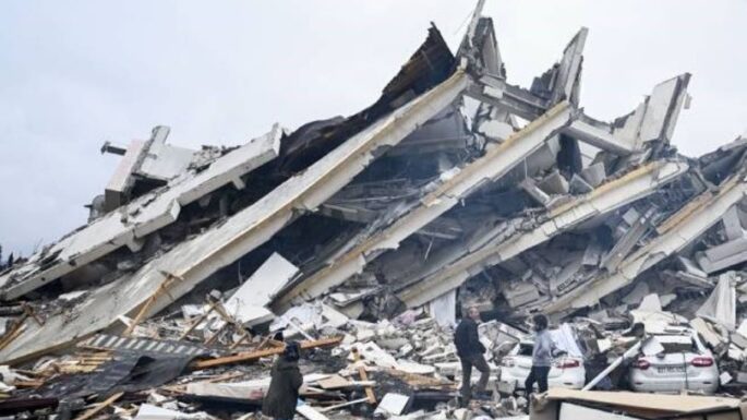 6 Şubat depreminden ders almayan çimento şirketleri Hatay’da bildiğini okuyor