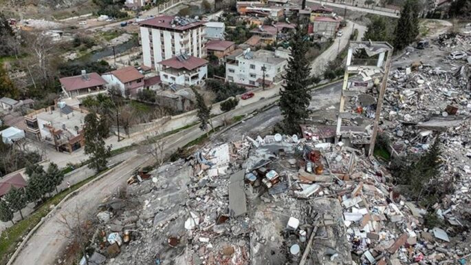Göçemen Apartmanı davası: 5 kamu görevlisi de yargılanacak