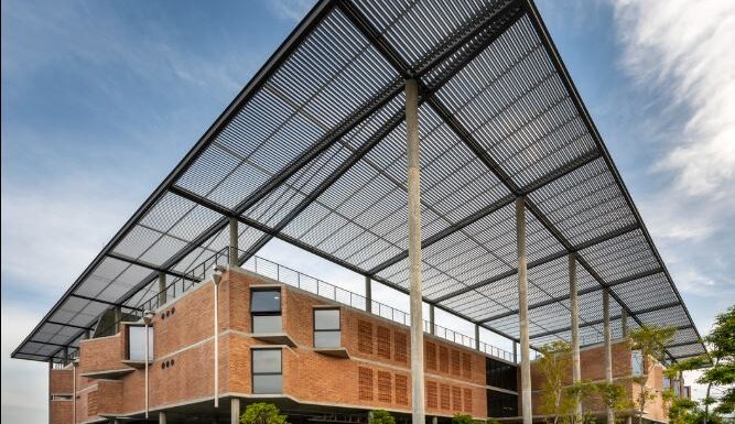 Aemulus Kurumsal Kompleksi : Kamusal ofis yapısı