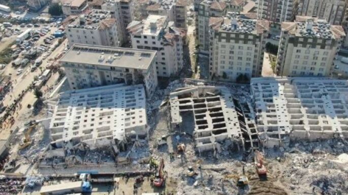 Dr. Atabey, depremden sonra Hatay’a ilişkin raporunda gerçeği ortaya koydu: Bataklık üstüne bina