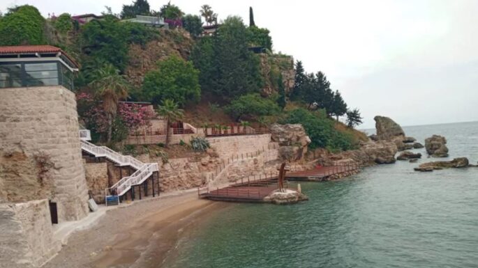 Antalya Mermerli Plajı düzenlemesine kurul onayı çıkmadı