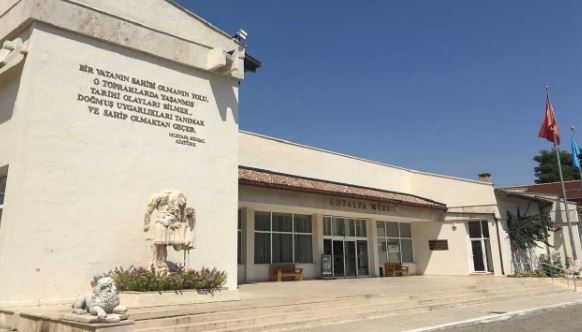 CHP’li Öztunç, Antalya Arkeoloji Müzesi’nin yıkılmasını Meclis’e taşıdı!