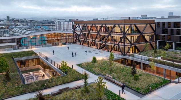 California Sanat Koleji Kampüsü için Esnek Çerçeve
