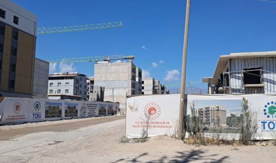 Depremden yine rant çıkardılar: Depremden önce konut olan bölgeye AVM dikiliyor