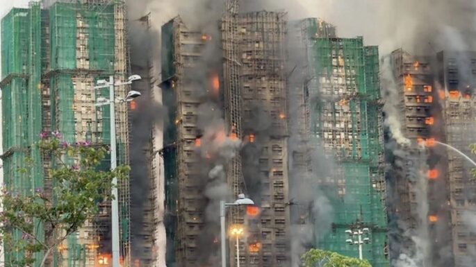 Hong Kong’daki yangın göz göre göre gelmiş: Bina sakinleri defalarca kez uyarmış