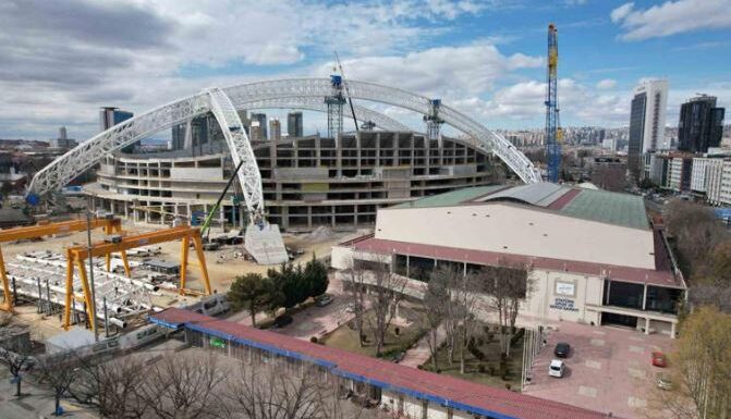 Modernizmin iki kez yıkıldığı yer: Atatürk Spor Salonu