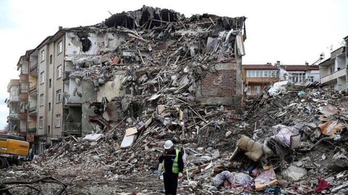 Deprem herkesi etkiler ancak herkesi eşit etkilemez