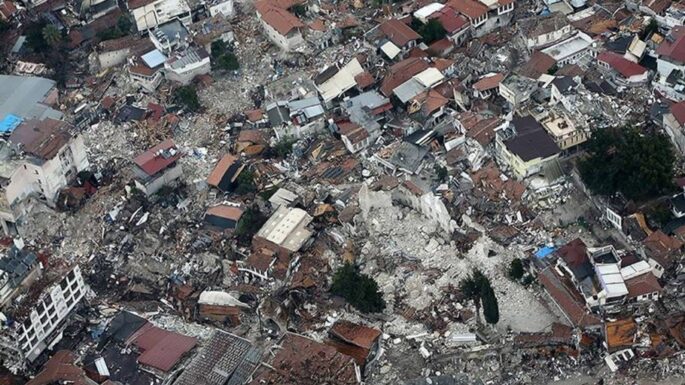 Hatay Depremzede Derneği 3. yıl raporunu paylaştı: Barınma, altyapı, sağlık sorunları hâlâ çözümsüz