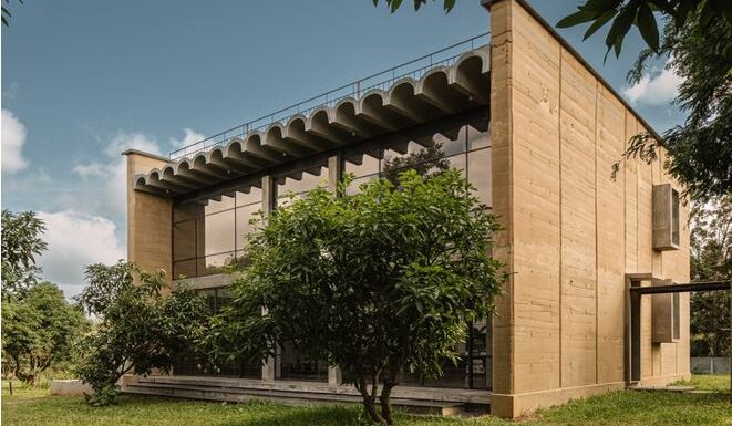 Kibrit Kutusu Evi