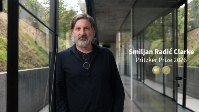 Smiljan Radić Clarke, 2026 Pritzker Ödülü'nü, "Diriltilmemiş Mimari Sanatçısı" dalında kazandı.