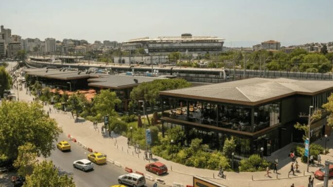 ‘Yeni normal’: Söğütlüçeşme’deki alışveriş merkezi nasıl kabullenildi? /Aykurt Nuhoğlu