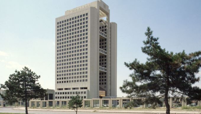 Başkentin simge yapısı eski Hazine Müsteşarlığı binası yıkılıyor: Yıkım öncesi kurban!