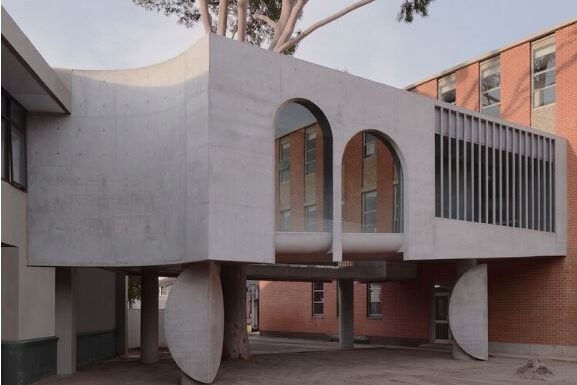 Marcellin Koleji / Farrell Wray Mimarlar tarafından tasarlanan "Ağaç Üzerinden Uçuş" Galerisi