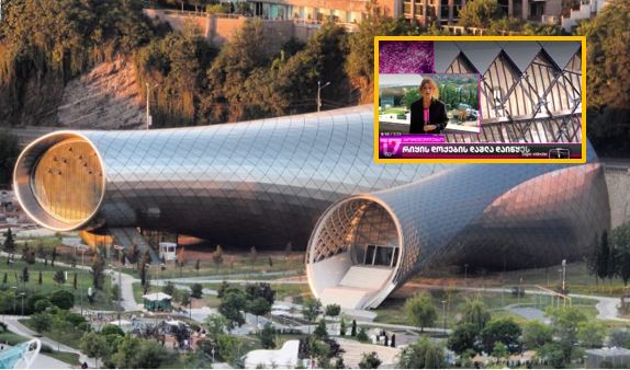 Tiflis'te Studio Fuksas konser salonunun yıkım çalışmaları devam ediyor.