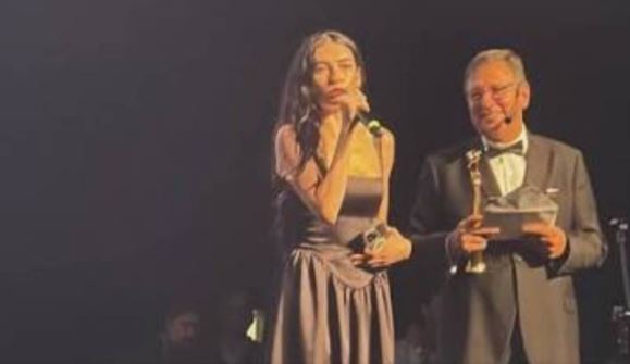 Hazar Ergüçlü’den Soma isyanı: ‘Madenci çocuklarını ağlarken gördüğümde yaşamaktan utanıyorum’