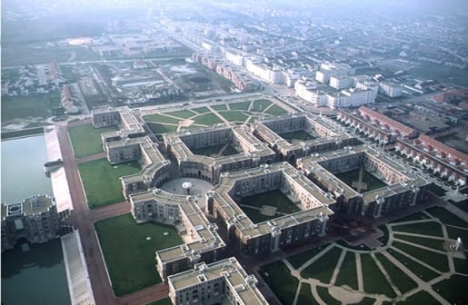 Köprü ve Tapınak (1982 ve 1986, Montigny le Bretonneux) Ricardo Bofill Taller d’Architetura