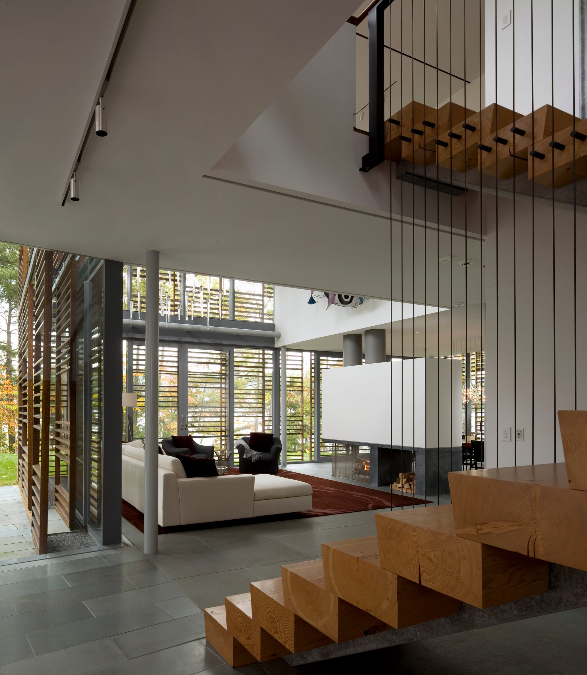 Bolton's Landing Residence by Peter Gluck and Partners