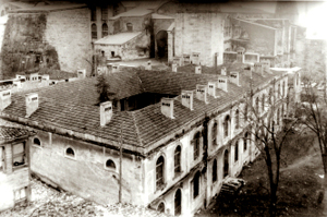 9-a.jpg