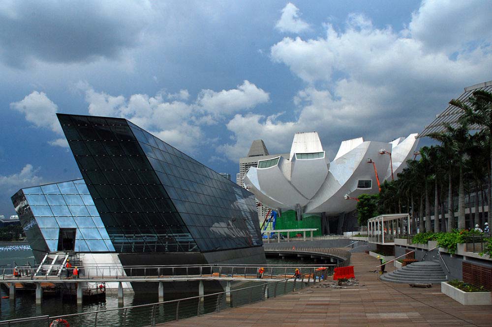 ArtScience-Museum-Designed-by-Moshe-Safdie