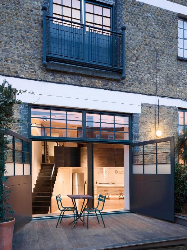 Clapton-Warehouse_Sadie-Nelson-Architects_dezeen_936_18