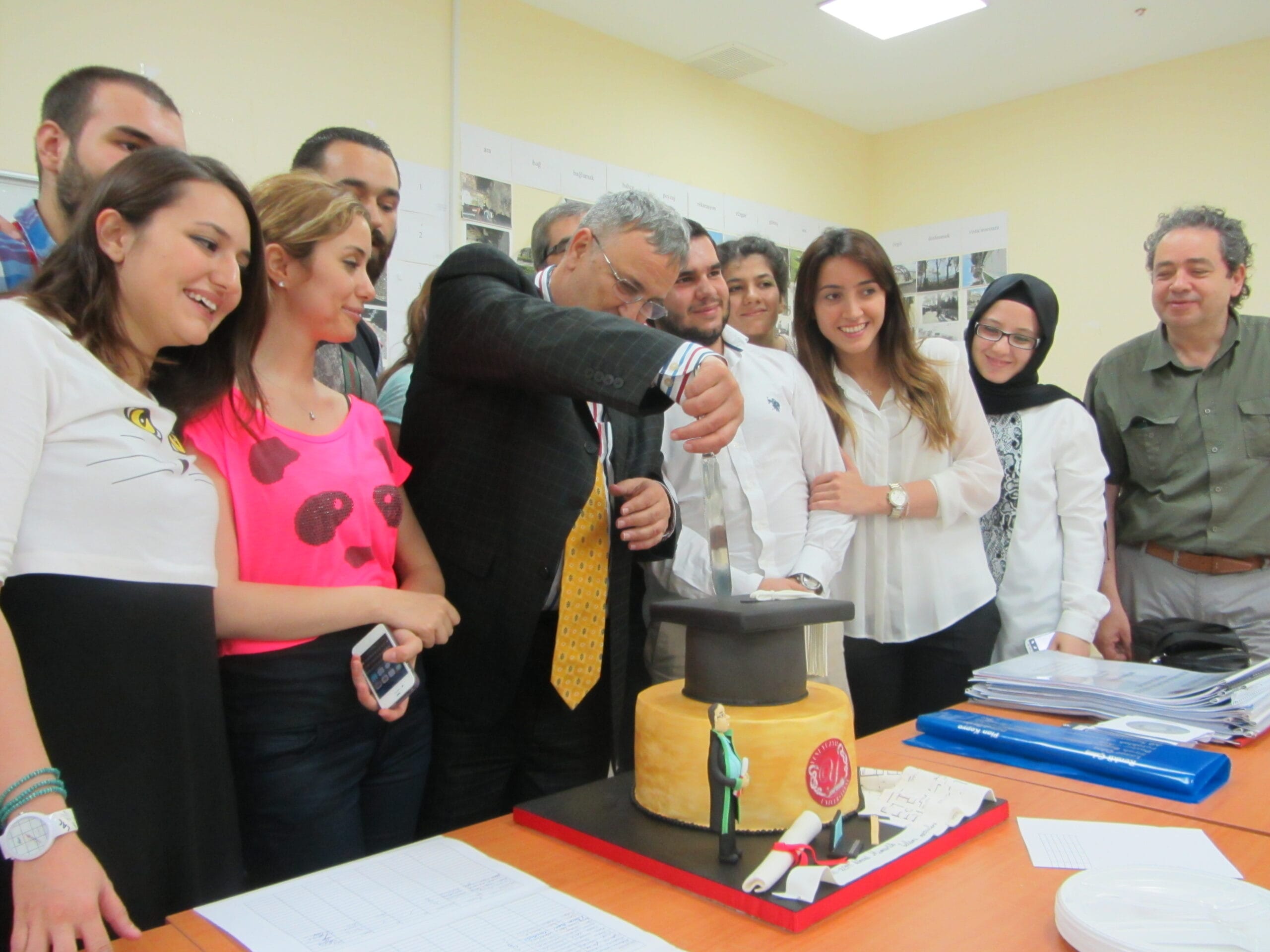 Yeni Yüzyıl Üniversitesi Mimarlık Bölümünde Bir Diploma Projesi… Yılmaz Kuyumcu Atölyesi