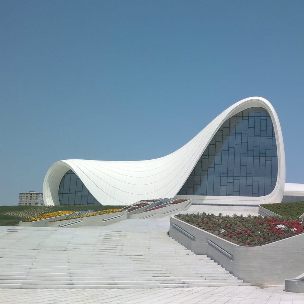Instagram_-_Heydar_Aliyev_Centre_-_Zaha_Hadid