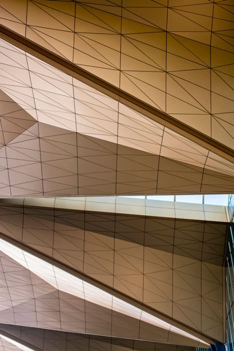 Pulkovo-International-Airport-terminal-by-Grimshaw-_dezeen_13
