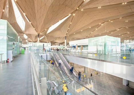 Pulkovo-International-Airport-terminal-by-Grimshaw-_dezeen_20