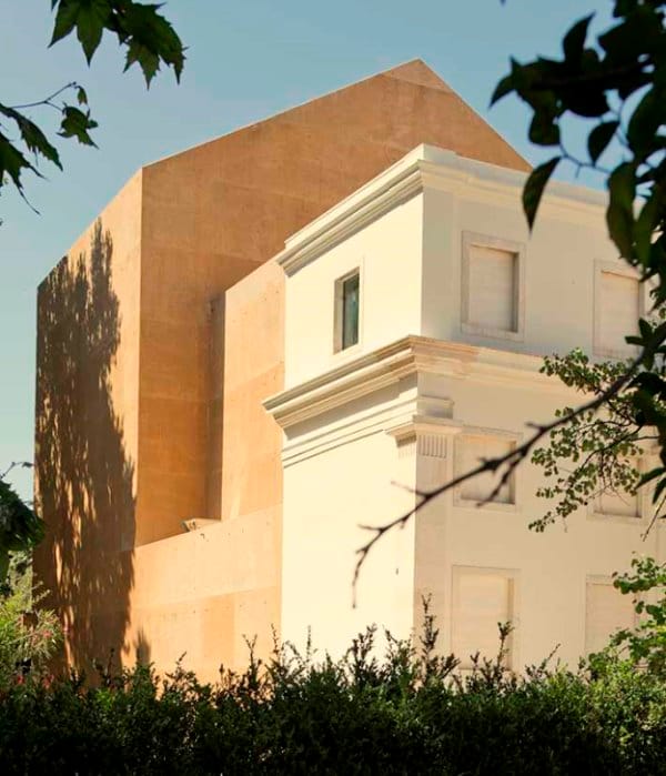 Teatro Thalia Yenilemesi