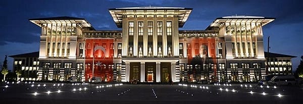 Ak Saray’ın kara masalı! / Nihal Kemaloğlu