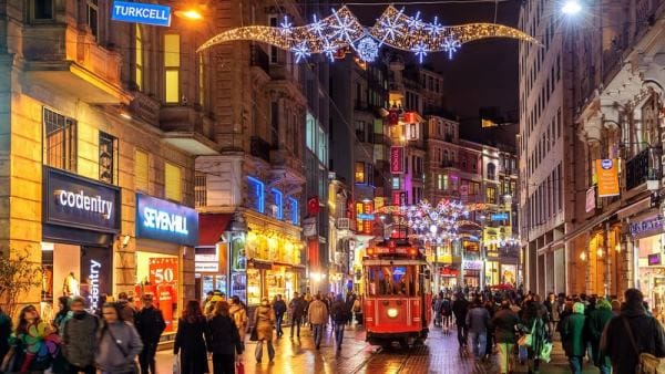 İstiklal Caddesi duyarlılığı! / Tarık ŞENGÜL