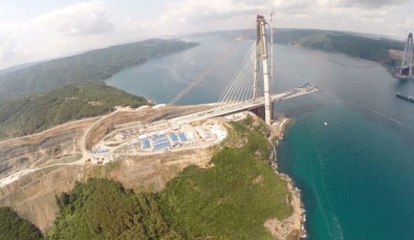 Üçüncü köprüyü yıkmak gerekecek / Özgür Gürbüz