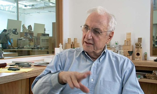 Gehry: “Sürdürülebilir Tasarım Politiktir”