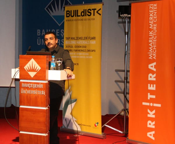 Pouya Khazaeli Parsa Konferansı